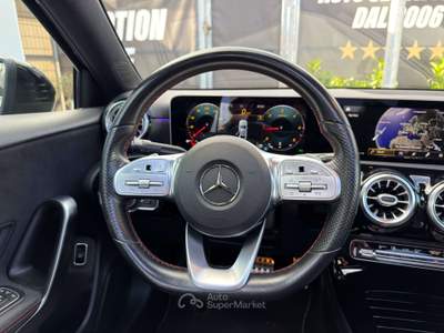 Mercedes-Benz Classe A d SEDAN 116 CV AMG Premium PLUS TETTO ITALIANA Nero usata Pomigliano d'Arco