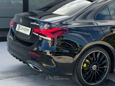 Mercedes-Benz Classe A d SEDAN 116 CV AMG Premium PLUS TETTO ITALIANA Nero usata Pomigliano d'Arco