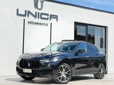 Maserati Levante 2.0 mhev AWD GT 330cv TETTO ITALIANA Nero usata Pomigliano d'Arco