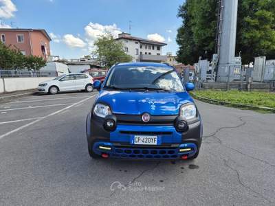Fiat Panda 1.0 firefly hybrid Cross s&s 70cv 5p.ti neopatenta usata Treviglio