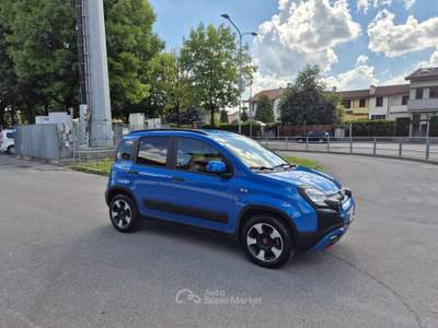 Fiat Panda 1.0 firefly hybrid Cross s&s 70cv 5p.ti neopatenta usata Treviglio