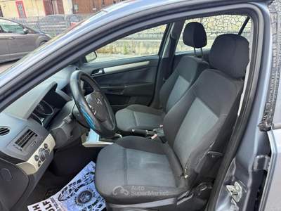 Opel Astra 5 porte Enjoy Grigio usata Pozzuoli