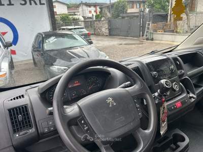 Peugeot Boxer 335 2.2 bluehdi 140cv S&amp;S L2S cass. allum. Bianco usata BRESCIA