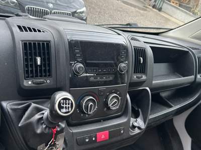 Peugeot Boxer 335 2.2 bluehdi 140cv S&amp;S L2S cass. allum. Bianco usata BRESCIA