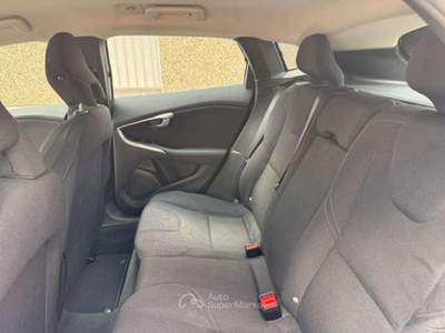 Volvo V40 116cv Bianco usata Milano