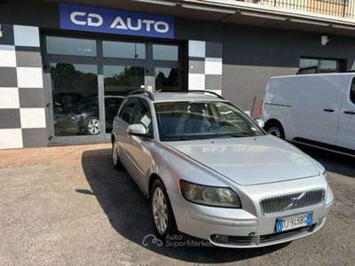 Volvo V50 2.0d Kinetic Argento usata Montecchio Maggiore