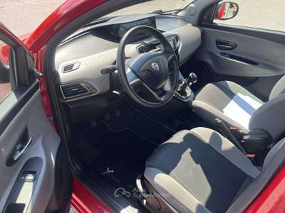 Lancia Ypsilon 1.2 8v Silver s&s 69cv usata BONDENO