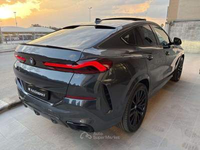 BMW X6 X6 xDrive40d 48V Msport TETTO APR/PAN-CERCHI 22''. Grigio usata Carovigno