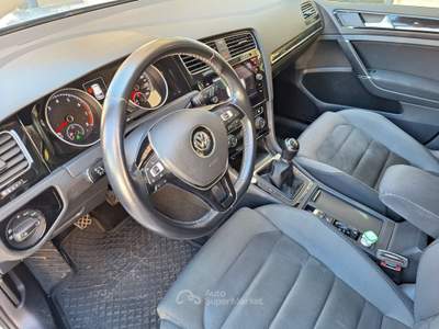 Volkswagen Golf 5p. Executive BlueMotion Argento usata Castellana Grotte