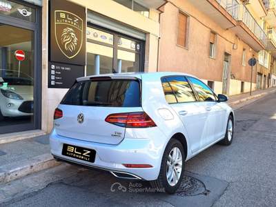 Volkswagen Golf 5p. Executive BlueMotion Argento usata Castellana Grotte