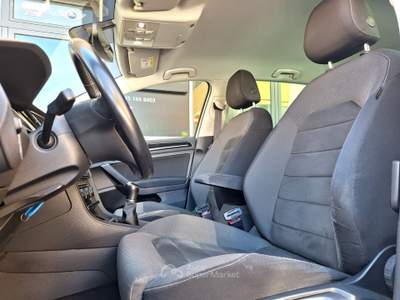 Volkswagen Golf 5p. Executive BlueMotion Argento usata Castellana Grotte