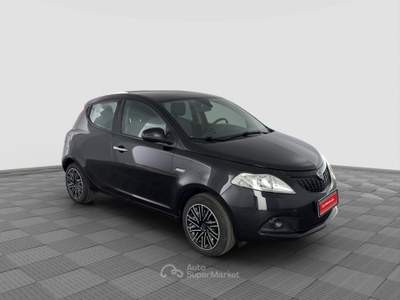 Lancia Ypsilon Ypsilon 1.0 FireFly 5 porte S&S Hybrid Silver Nero usata Verona