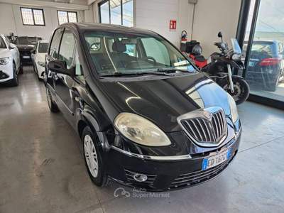 Lancia Musa Musa II 2007 1.4 8v NEOPATENTATI Nero usata Martinengo