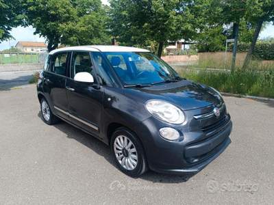 Fiat 500L del 2015 SOLO 124.000 KM usata Grosseto