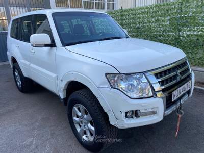 Mitsubishi Pajero 16V aut. 5p. Intense DP usata San Lazzaro di Savena