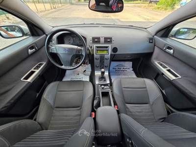 Volvo V50 D cat Summum usata Corciano