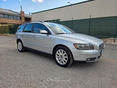 Volvo V50 D cat Summum usata Corciano