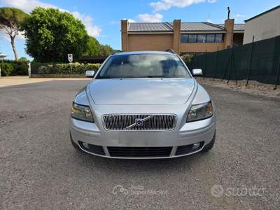 Volvo V50 D cat Summum usata Corciano