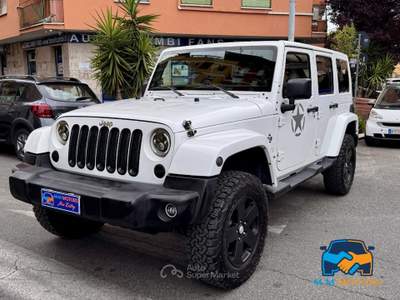 Jeep Wrangler 2.8 crd Sahara auto Bianco usata Roma