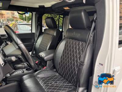 Jeep Wrangler 2.8 crd Sahara auto Bianco usata Roma
