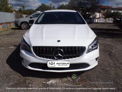 Mercedes-Benz CLA d Automatic Sport Coupè del 2019 Bianco usata Livorno