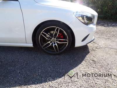 Mercedes-Benz CLA d Automatic Sport Coupè del 2019 Bianco usata Livorno
