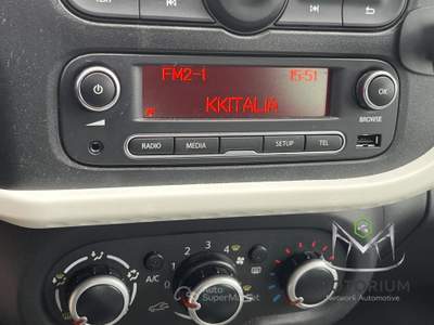 Renault Twingo 0.9 tce Generation Gpl 90cv Bianco usata San Giorgio del Sannio