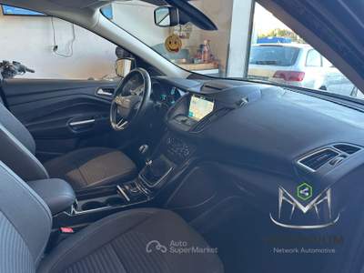 Ford Kuga 1.5 tdci ST-Line s&amp;s 2wd 120cv Nero usata Capannori