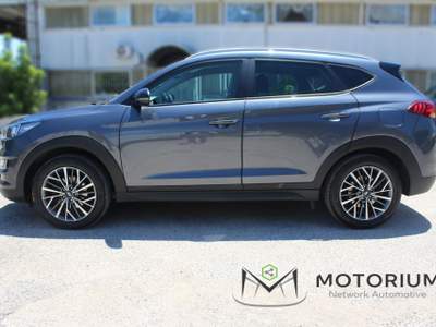 Hyundai Tucson 1.6 CRDI 136 CV DCT Rosso usata Napoli