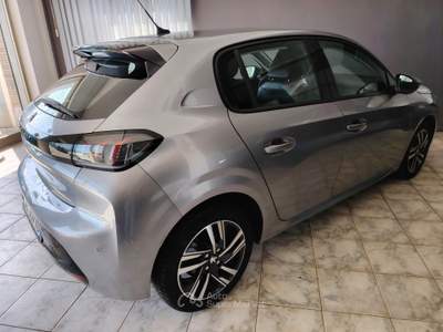 Peugeot 208 Stop&Start 5 porte Like usata POTENZA PICENA