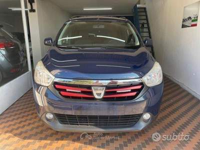 Dacia Lodgy 7 posti usata Arezzo