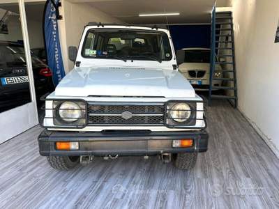 Suzuki SJ400/Samurai SJ Samurai 1.3i cat Lungo Cabriolet De Luxe usata Arezzo