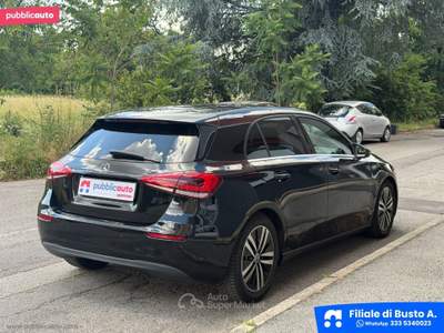 Mercedes-Benz Classe A A 180 d Automatic Executive Nero usata Busto Arsizio