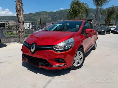 Renault Clio ANNO 2017 1.5 DIESEL 90 CV usata Striano