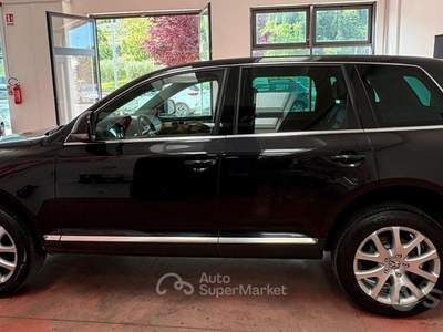 Volkswagen Touareg 4X4 CAMBIO AUT. Diesel 3.0 V6 C usata Montelabbate