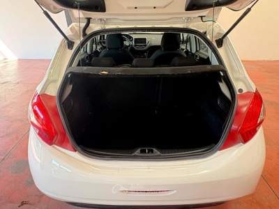 Peugeot 208 Diesel 1.4 HDi CV 68 KW 50 Per NEOPATE usata Montelabbate