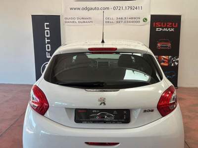 Peugeot 208 Diesel 1.4 HDi CV 68 KW 50 Per NEOPATE usata Montelabbate