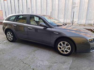 Alfa Romeo 159 JTDm Sportwagon Eco Progressi usata Porto Mantovano