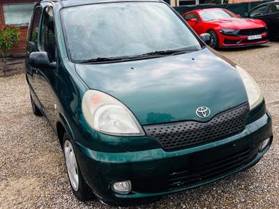 Toyota Yaris Verso 1.3i 16V cat Sol usata PRATO