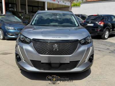 Peugeot 2008 1.5 BLUEHDI 130 CV ALLURE ANNO 2022 1 usata GIUGLIANO IN CAMPANIA