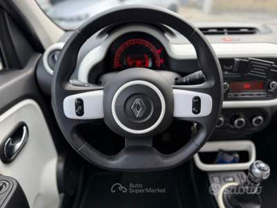 Renault Twingo 900CCC 90 CV GPL ANNO 2020 usata GIUGLIANO IN CAMPANIA