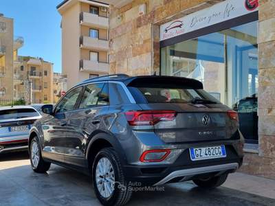 Volkswagen T-Roc SCR Life 116CV Grigio usata Altamura