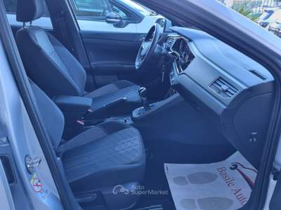 Volkswagen Taigo R-Line Grigio usata Altamura