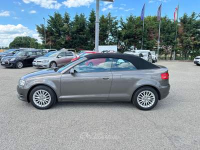Audi A3 A3 Cabriolet Cabrio 1.6 TDI Attraction Bronzo usata Rimini
