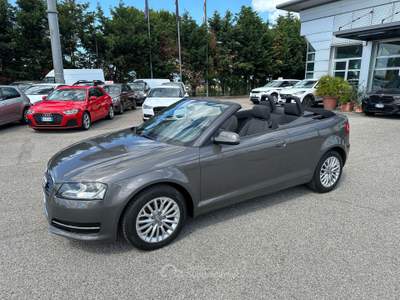 Audi A3 A3 Cabriolet Cabrio 1.6 TDI Attraction Bronzo usata Rimini