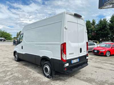 Iveco Daily DAILY 35s12 V 3520 H2 €14.000+IVA Bianco usata Rimini