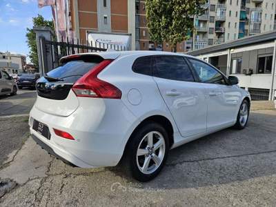 Volvo V40 D2 Summum Bianco usata Torino