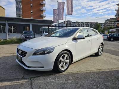 Volvo V40 D2 Summum Bianco usata Torino