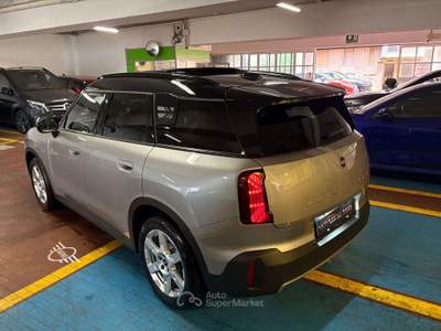 MINI Cooper Mini Countryman U25 2.0 48V Essential all4 auto Grigio usata Milano