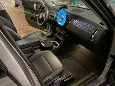 MINI Cooper Mini Countryman U25 2.0 48V Essential all4 auto Grigio usata Milano